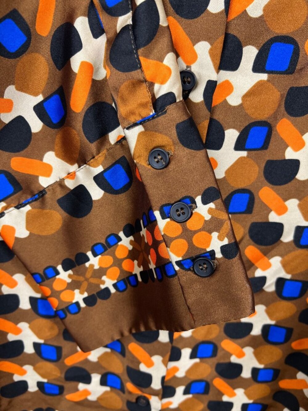 Zara Geometric Design Blouse - Picture 3 of 10